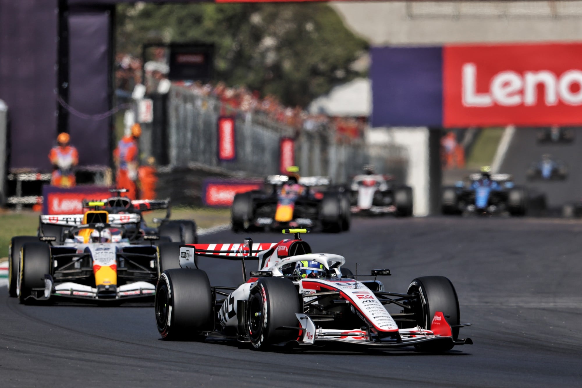 F1: Haas aponta desgaste de pneus como principal problema em Monza Oliver Bearman (GBR) Haas F1 Team VF-26.
