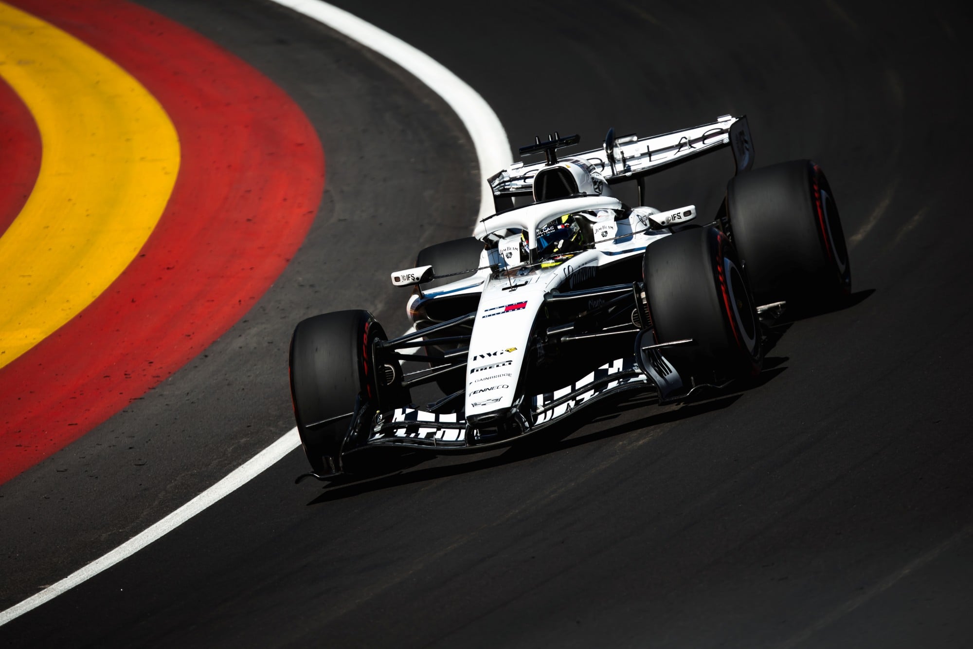 Confira as imagens desta sexta-feira da F1 no Madring Sergio Perez (MEX) Cadillac Formula 1 Team. 11.09.2026 Formula 1 World Championship, Rd 14, Spanish Grand Prix, Madrid, Spain, Practice Day.