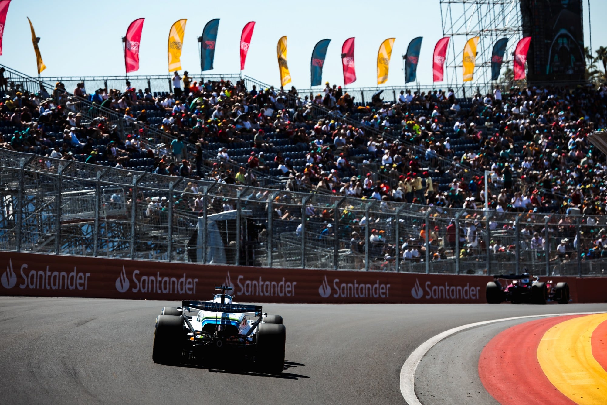 Confira as imagens desta sexta-feira da F1 no Madring Carlos Sainz (ESP) Atlassian Williams Racing FW46.