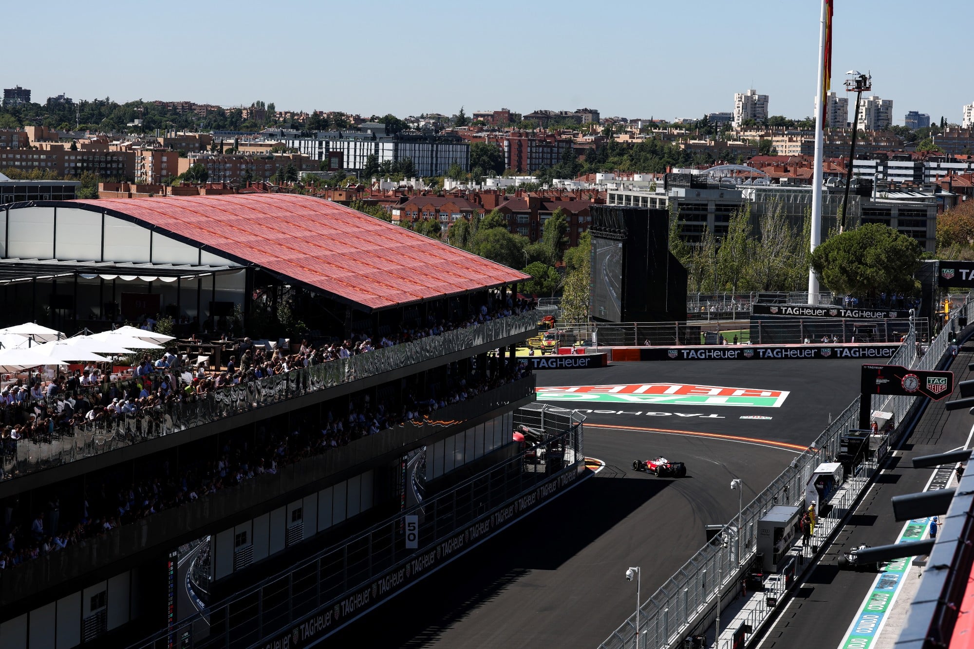 Confira as imagens desta sexta-feira da F1 no Madring Charles Leclerc (MON) Scuderia Ferrari SF-26.