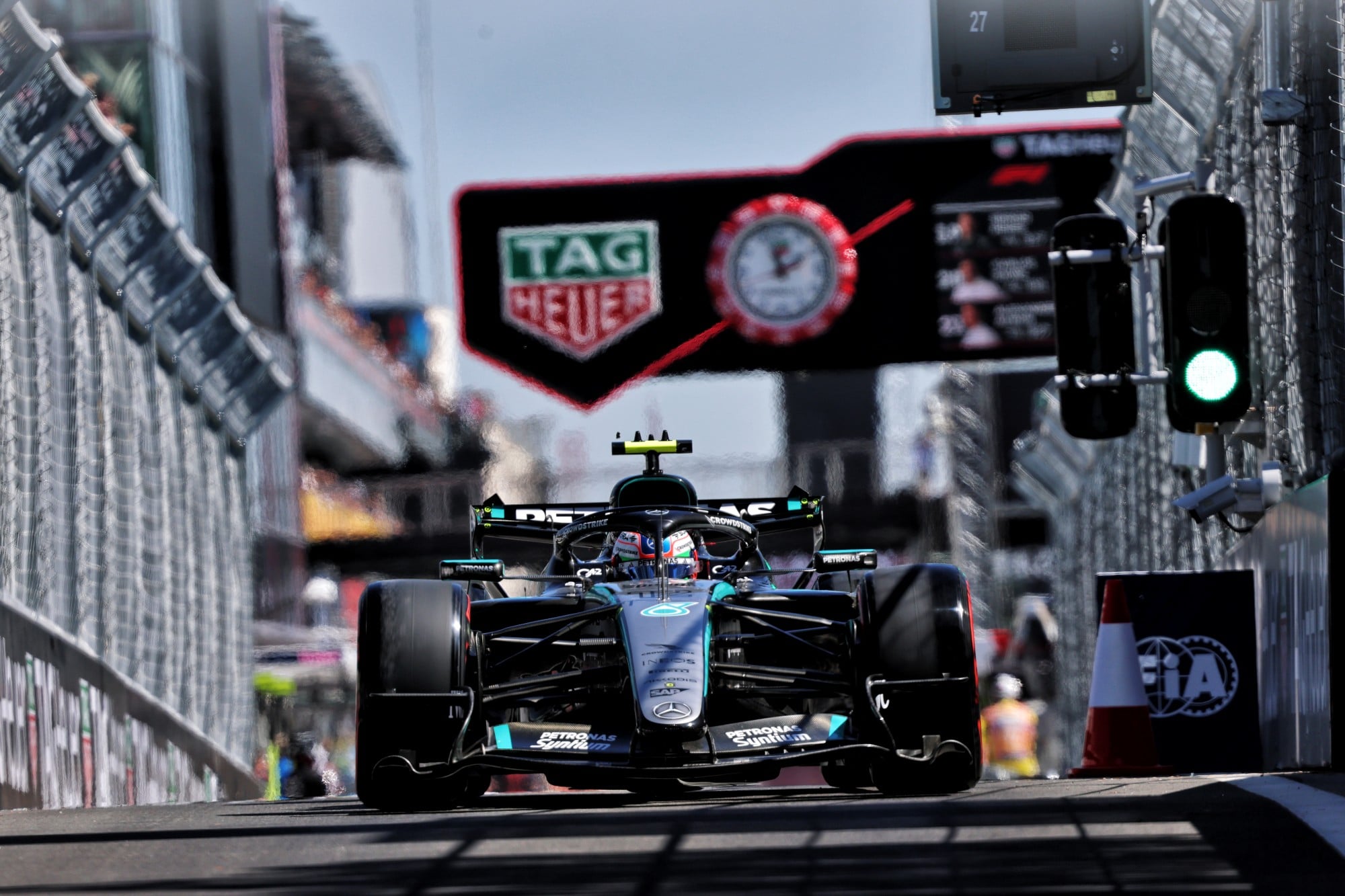 F1: Antonelli diz que acreditou ter feito a pole na Espanha Andrea Kimi Antonelli (ITA) Mercedes AMG Formula One Team W17.