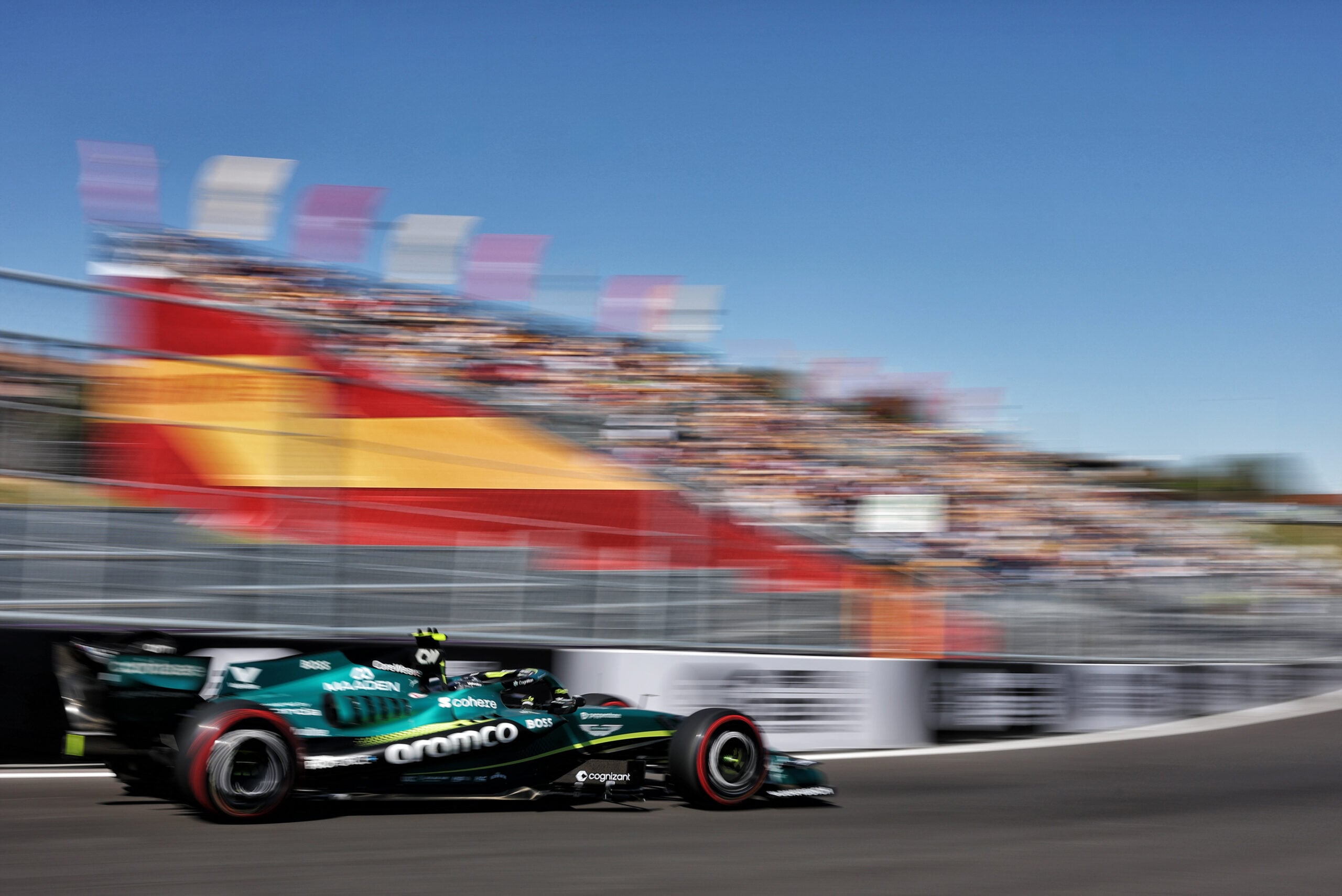 F1: Confira a galeria de fotos deste sábado do GP da Espanha 2026 Fernando Alonso (ESP) Aston Martin F1 Team AMR26.