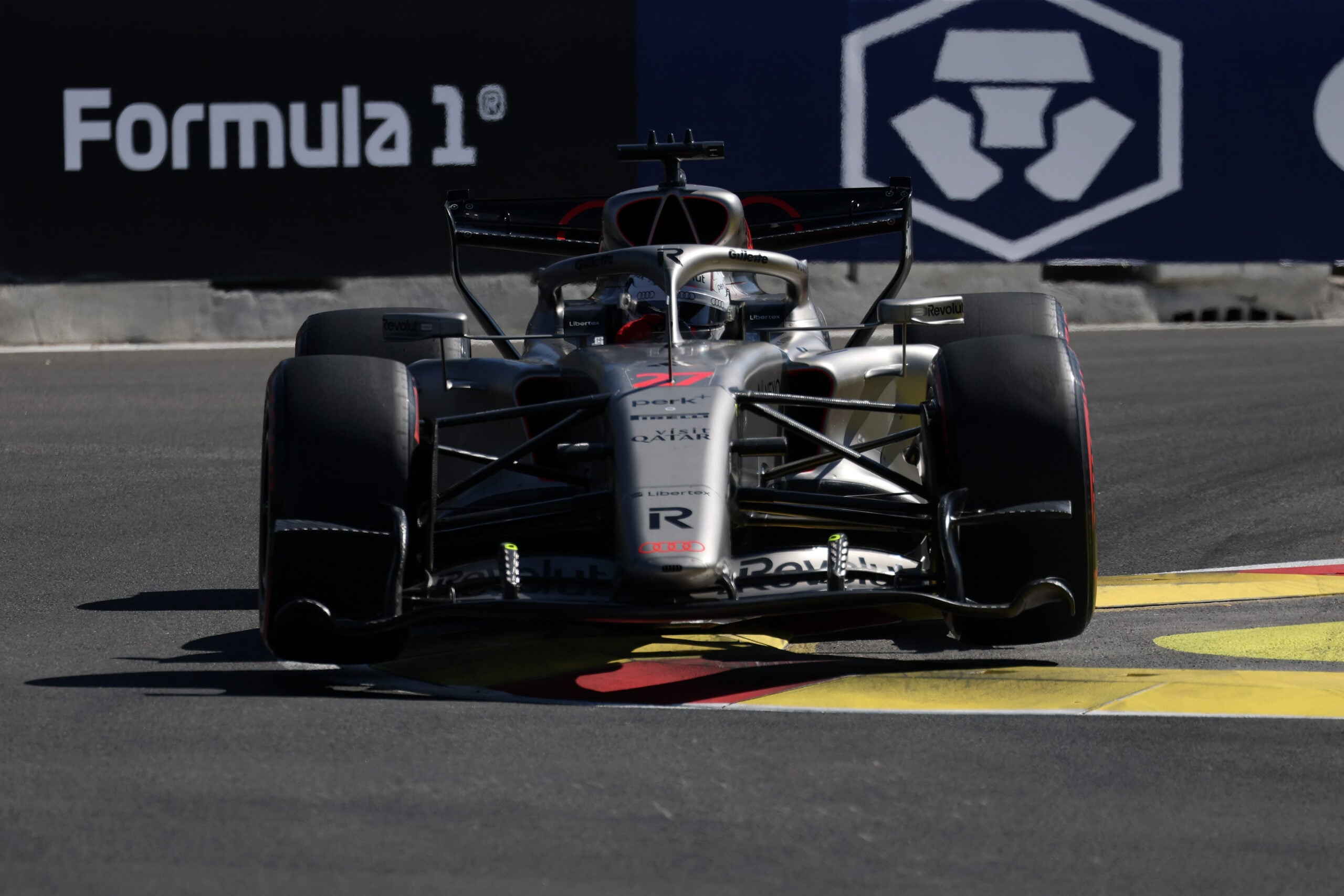 F1: Audi coloca os dois carros no limite do top 10 em Madri Nico Hulkenberg (GER) Audi F1 Team R26.