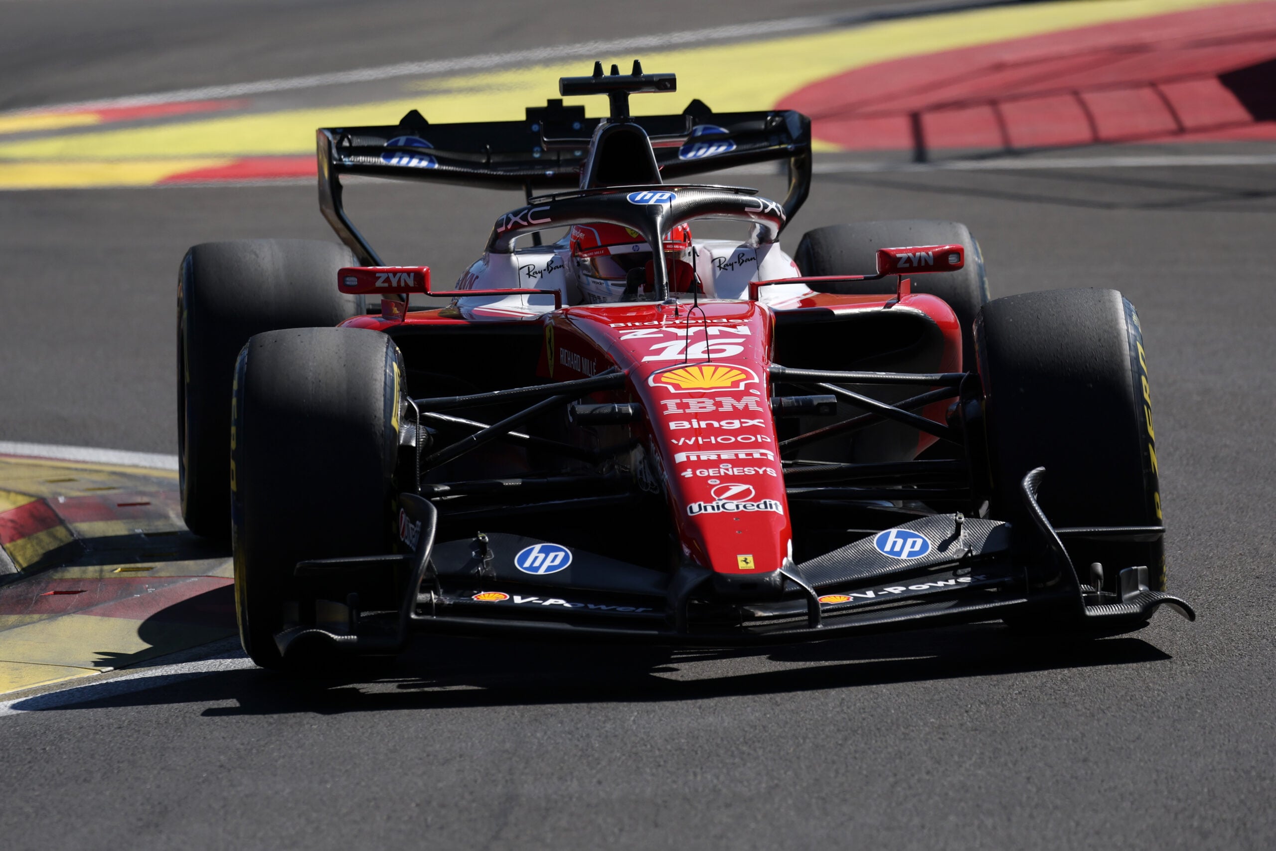 F1: Confira a galeria de fotos deste sábado do GP da Espanha 2026 Charles Leclerc (MON) Scuderia Ferrari SF-26.
