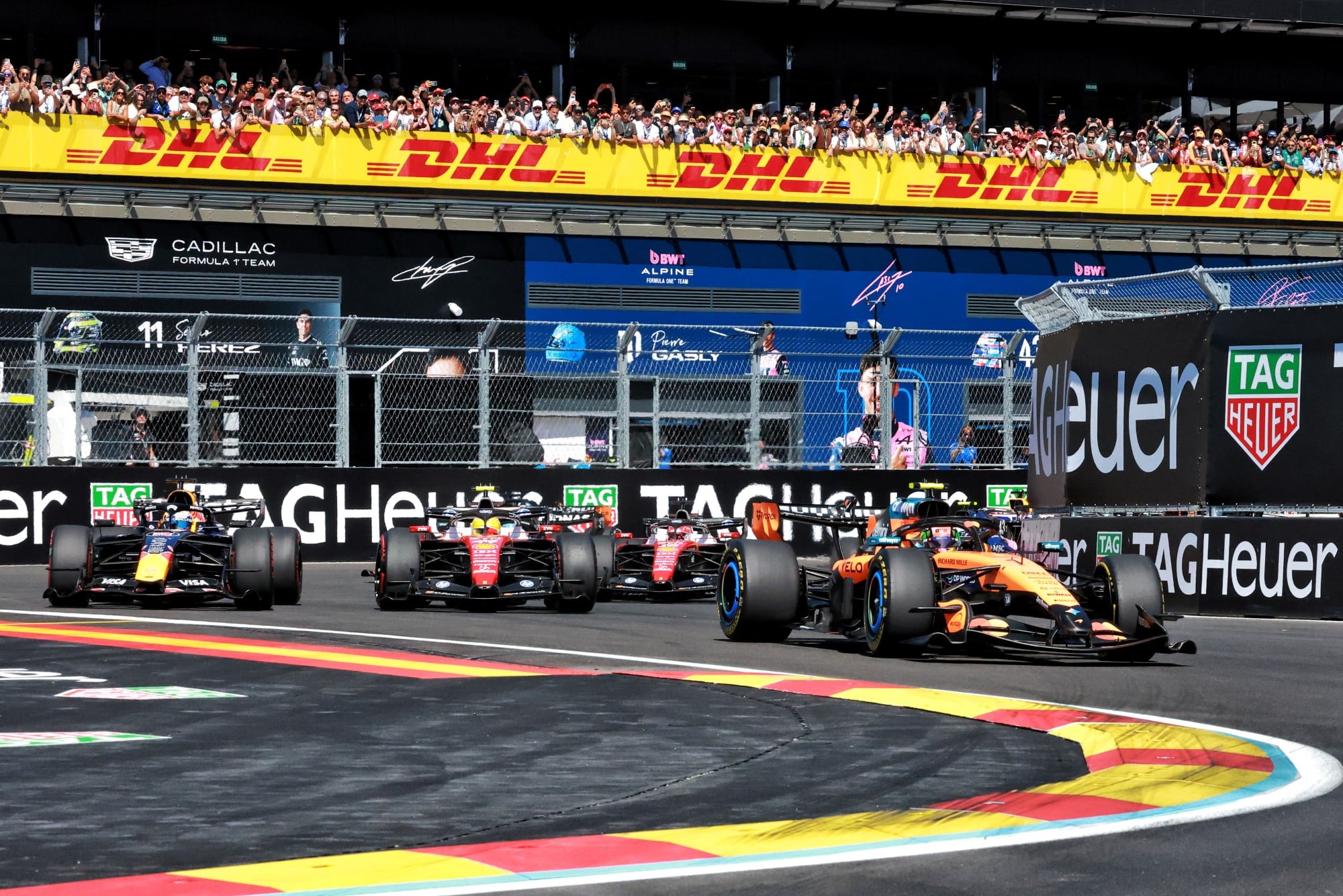 F1: Confira as imagens do GP da Espanha 2026, no Madring Lando Norris (GBR) McLaren F1 Team MCL40 at the start of the race.