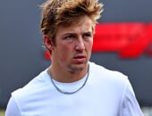 F1: Lawson diz que batida com companheiro Lindblad “não foi situação ideal” em Baku