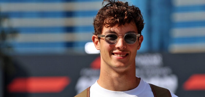 F1: Oliver Bearman vê evolução na Haas e mira papel de líder