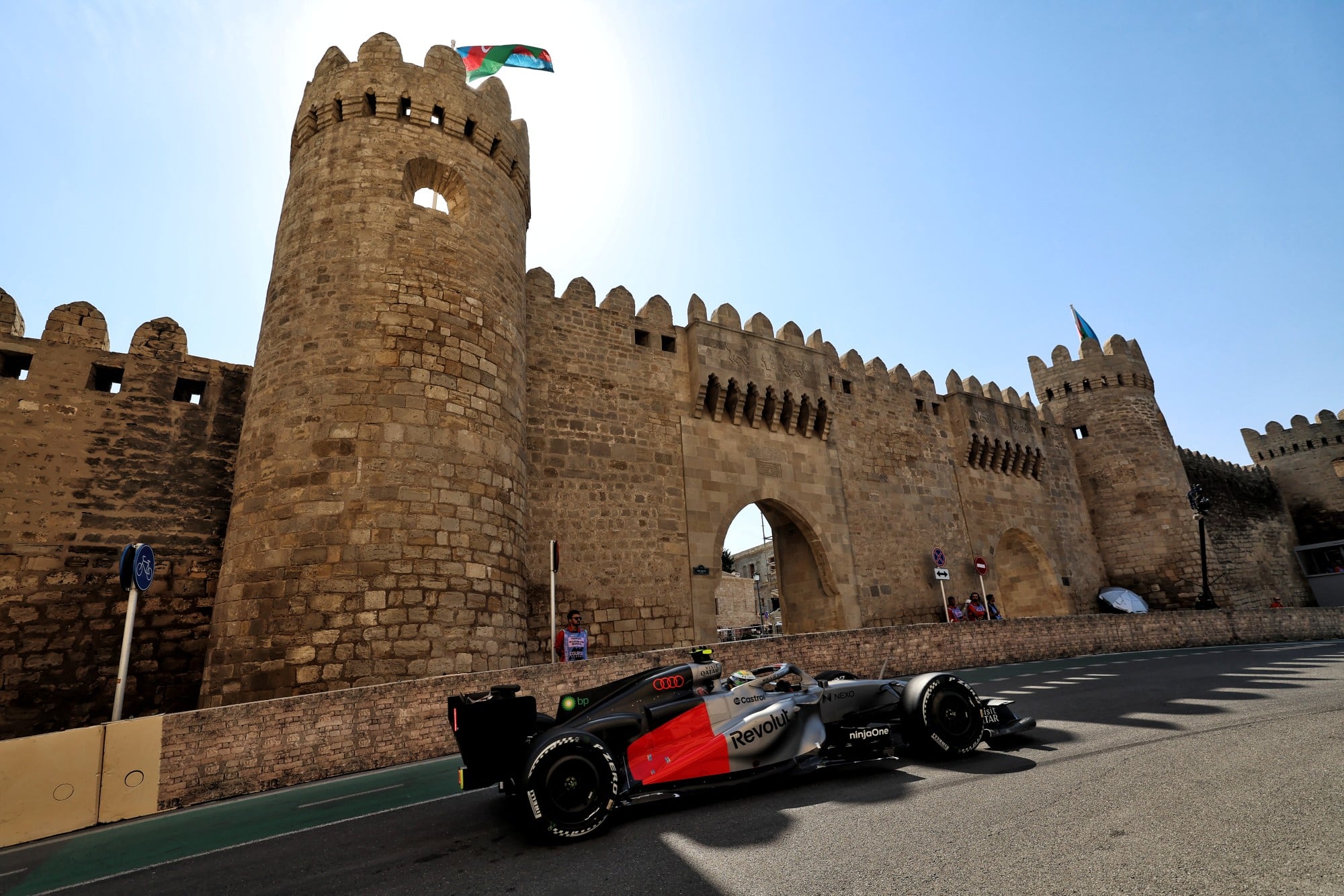 F1: Audi avalia novidades em Baku e vê margem para ganhar desempenho Gabriel Bortoleto (BRA) Audi F1 Team R26.