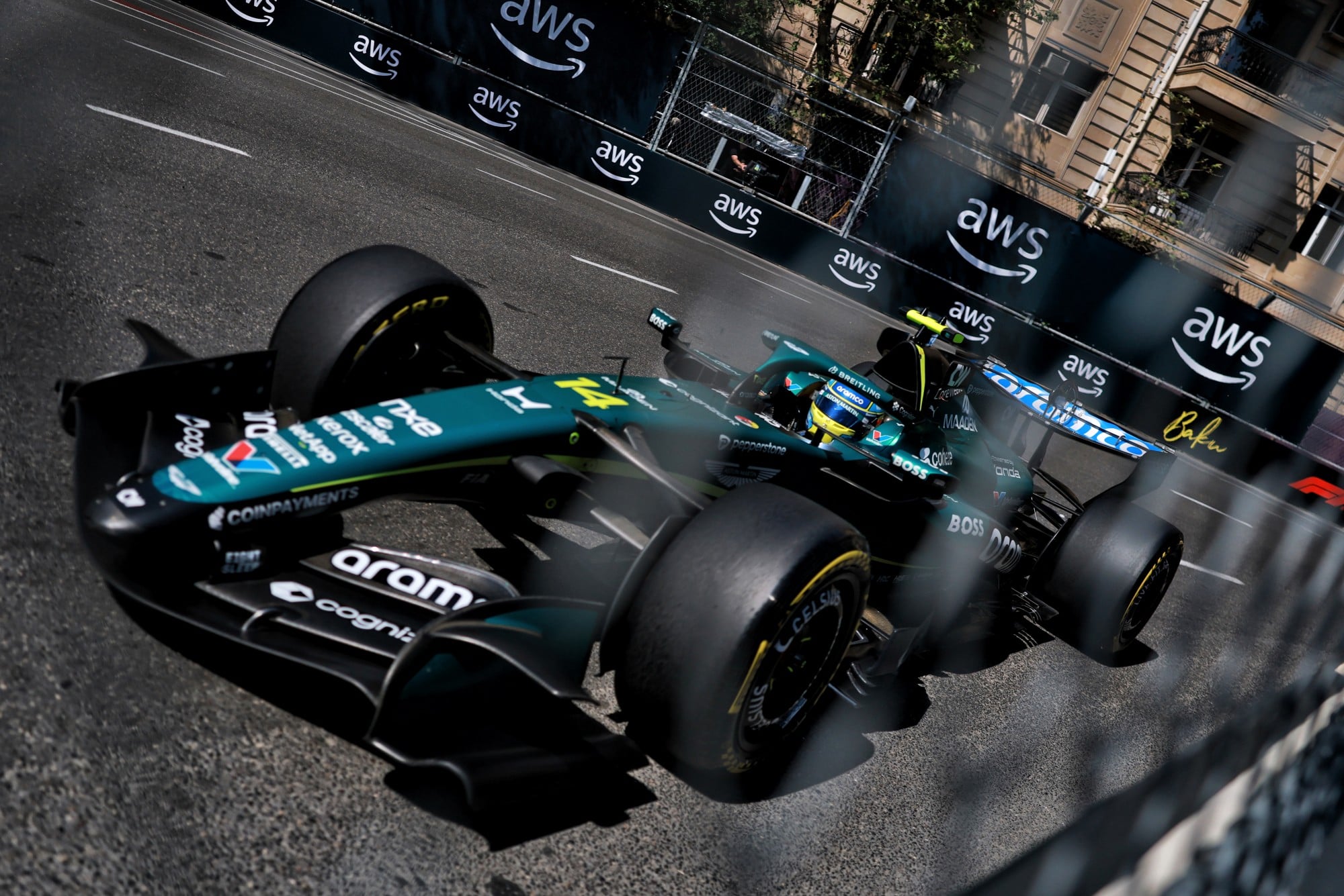 F1: Aston Martin tem dificuldade novamente, mas confia em novos componentes do motor F1: Aston Martin tem dificuldade novamente, mas confia em novos componentes do motor