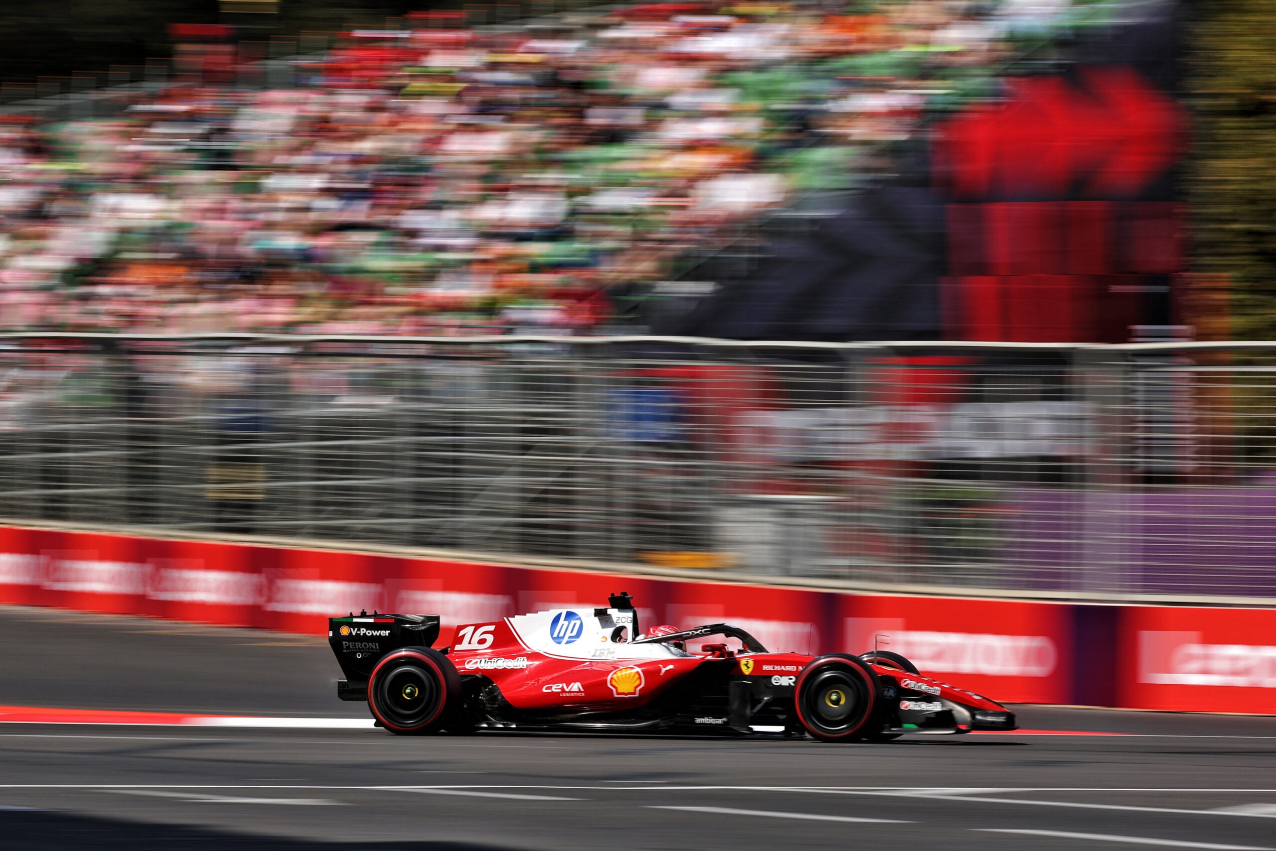 F1: Confira as imagens desta sexta-feira do GP do Azerbaijão 2026 Charles Leclerc (MON) Scuderia Ferrari SF-26.