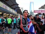 F1: Mercedes brinca e posta meme sobre briga entre Russell e Verstappen em Baku