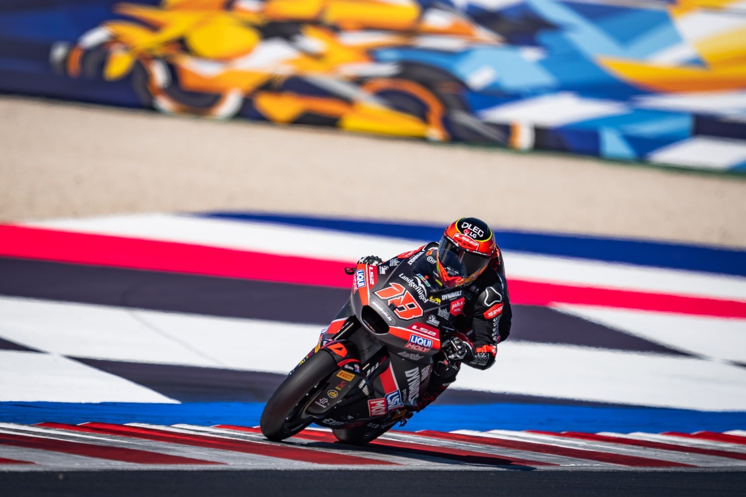 Moto2: González abre vantagem nas voltas finais e vence em Misano Manuel González