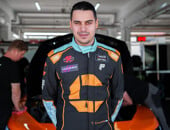 Da Europa ao oval brasileiro: Thomas Krasonis chega à NASCAR Brasil