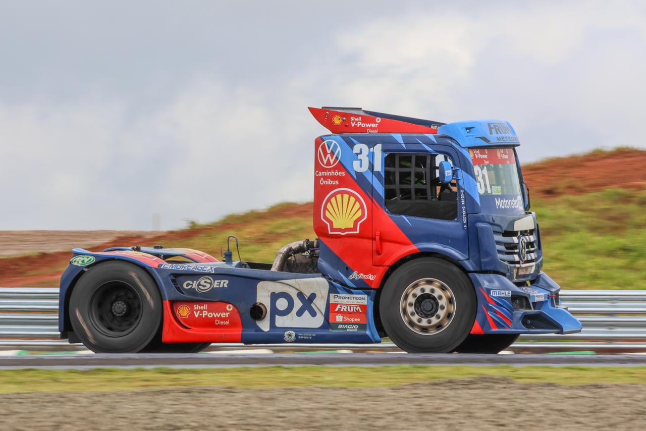 Nic Giaffone lidera treinos livres da Copa Truck e aprova Autódromo de Chapecó Nic Giaffone