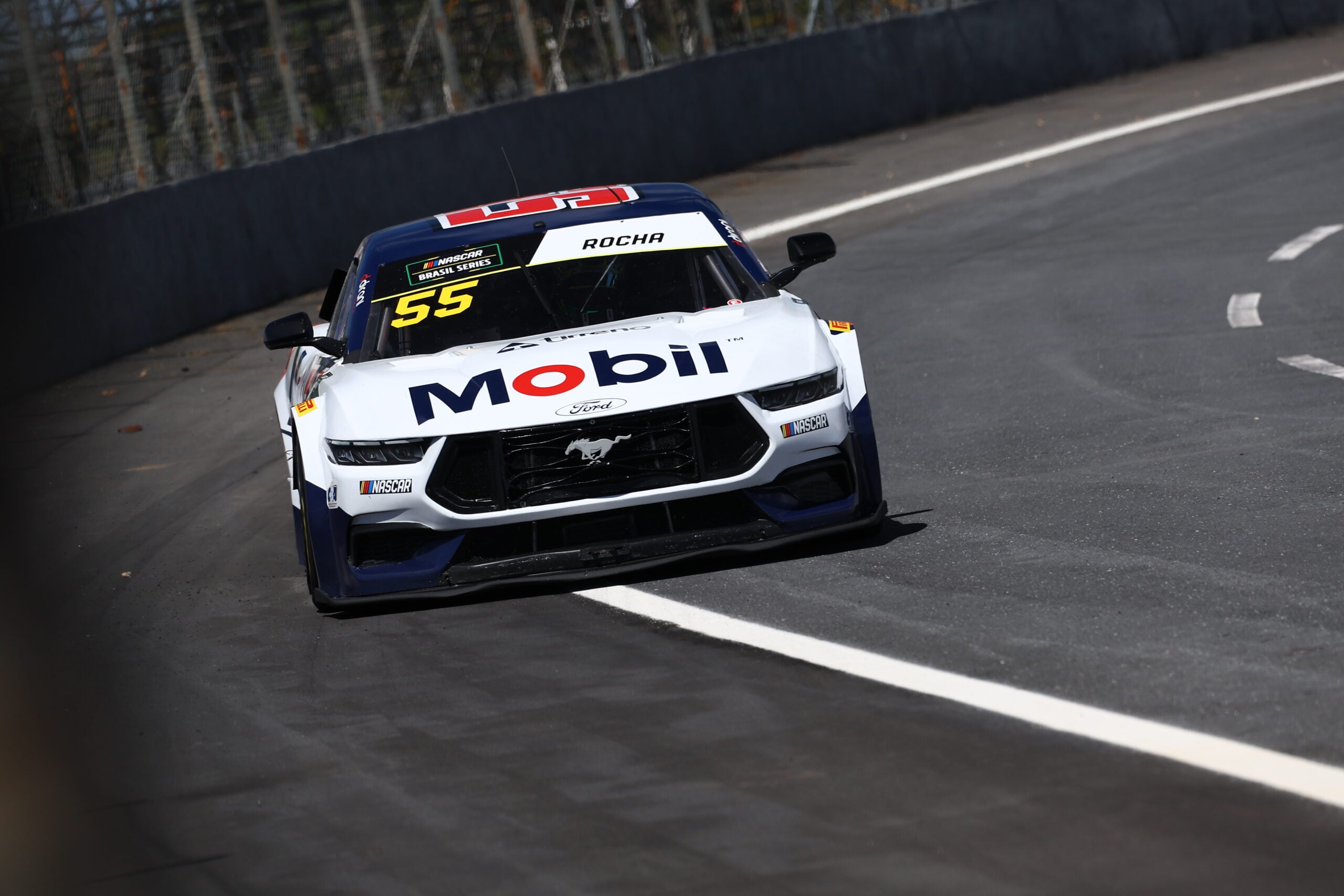 Murilo Rocha inicia disputa dos playoffs da NASCAR Brasil em Chapecó