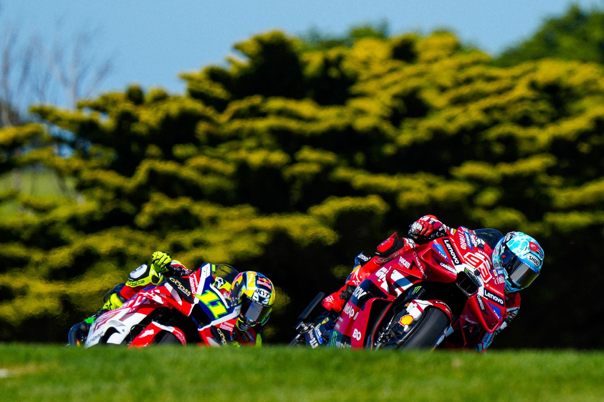 MotoGP: Marc Márquez fatura pole do GP da Austrália após queda