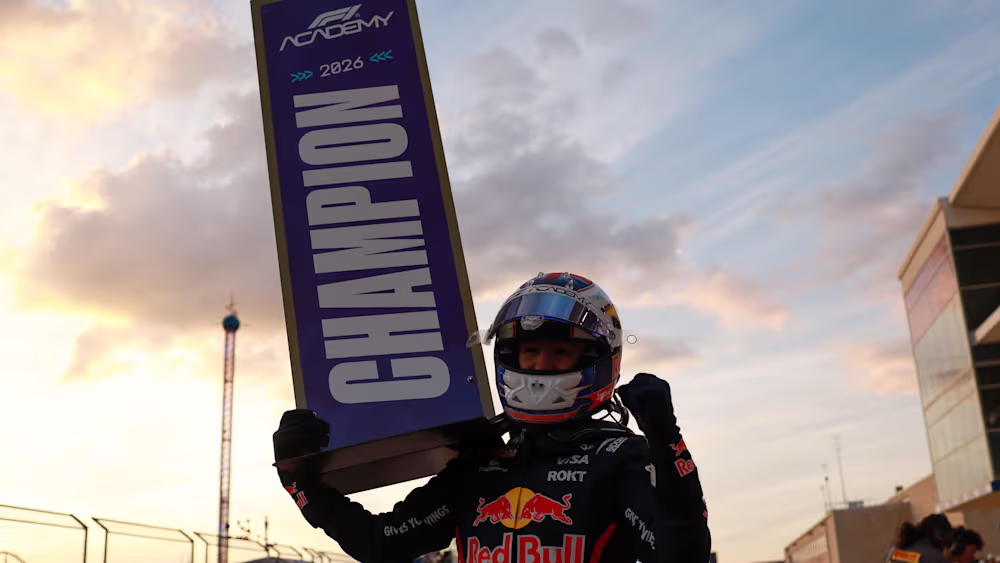 F1 Academy: Alisha Palmowski conquista título de 2026 em Austin; Larsen vence corrida 2