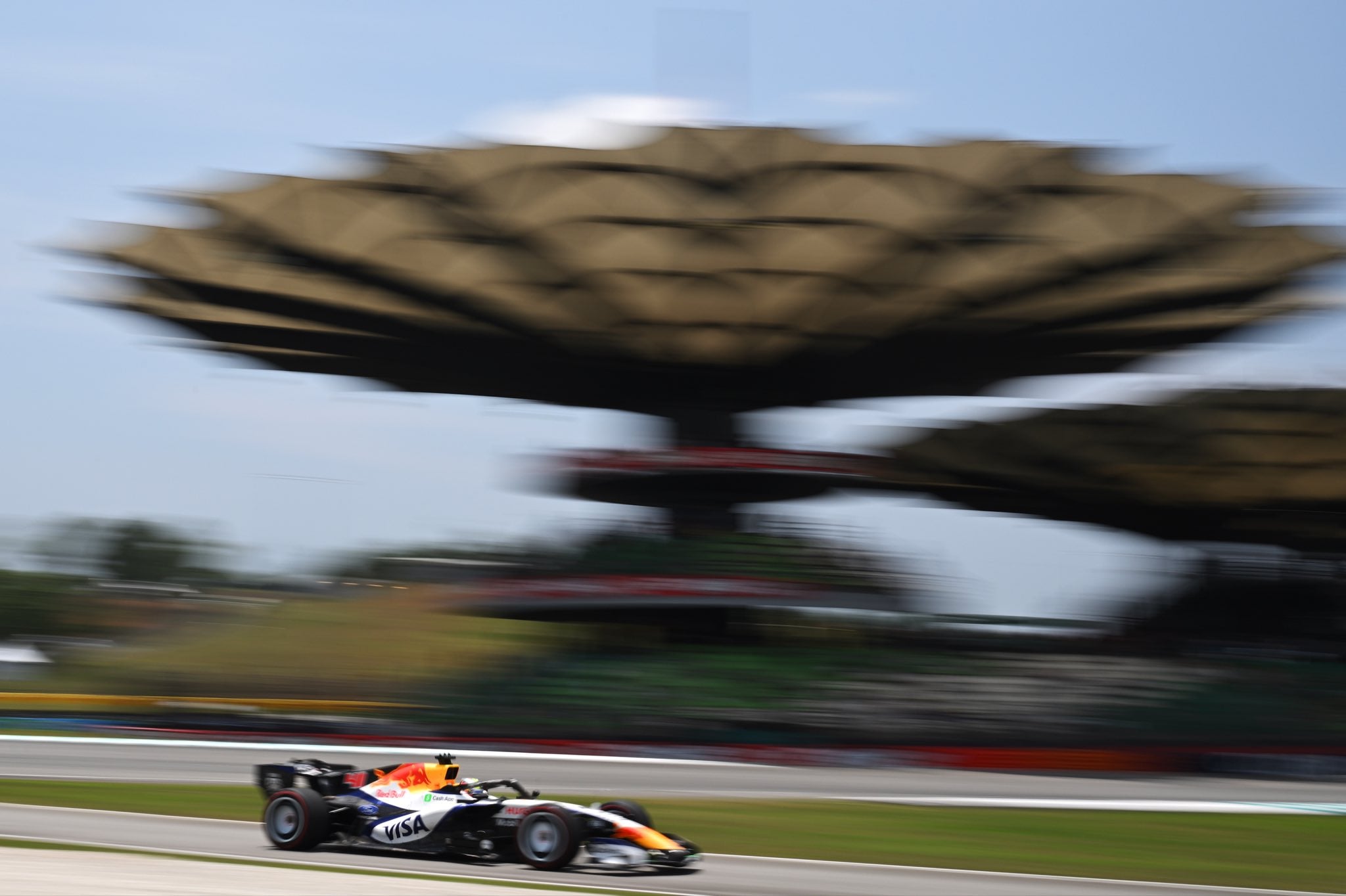 F1: Hadjar, Lindblad e Colapinto terão penalidade de grid na Malásia F1: Hadjar, Lindblad e Colapinto terão penalidade de grid na Malásia