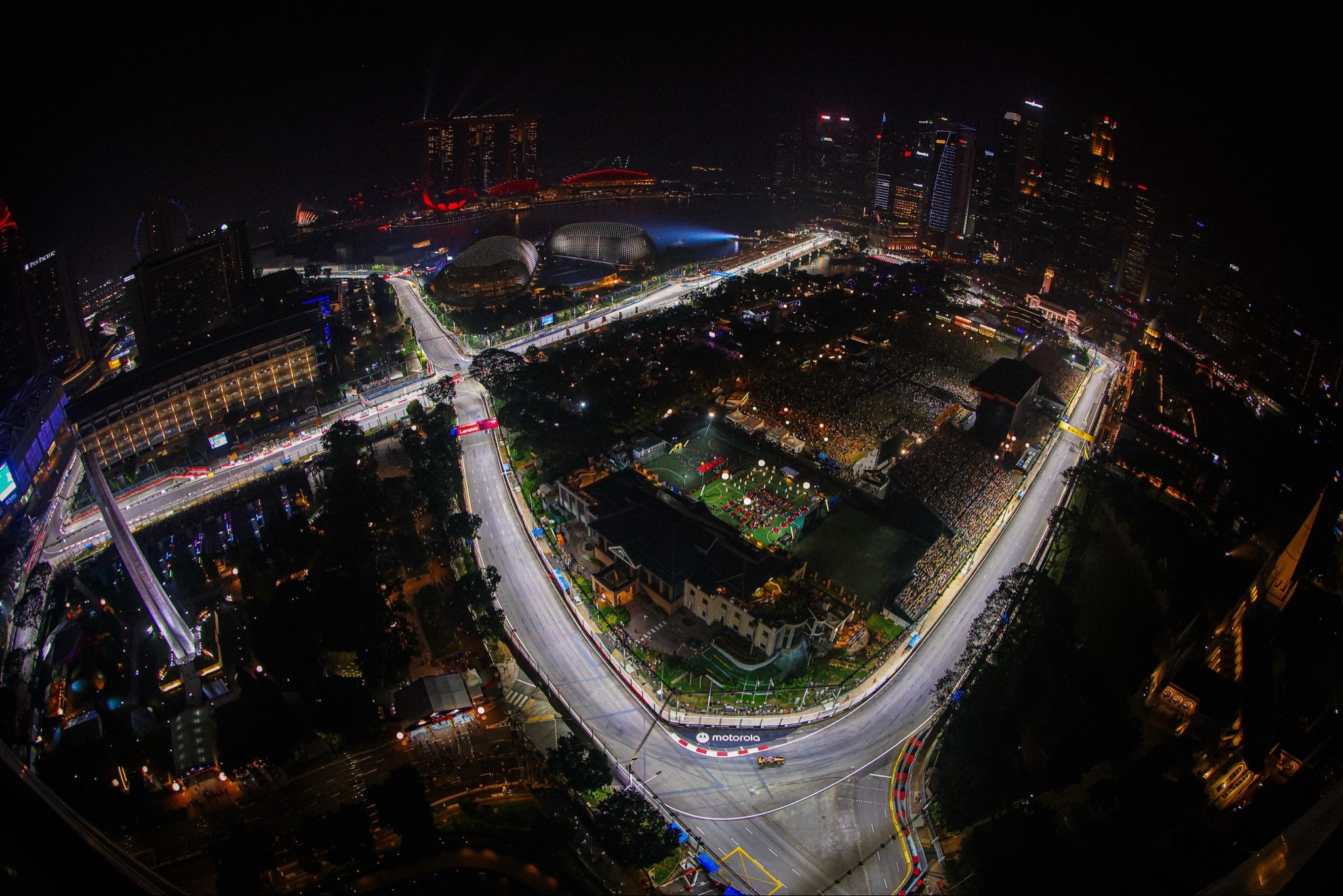 F1: Verstappen faz volta voadora no fim e consegue pole da Sprint do GP de Singapura F1: Verstappen faz volta voadora no fim e consegue pole da Sprint do GP de Singapura