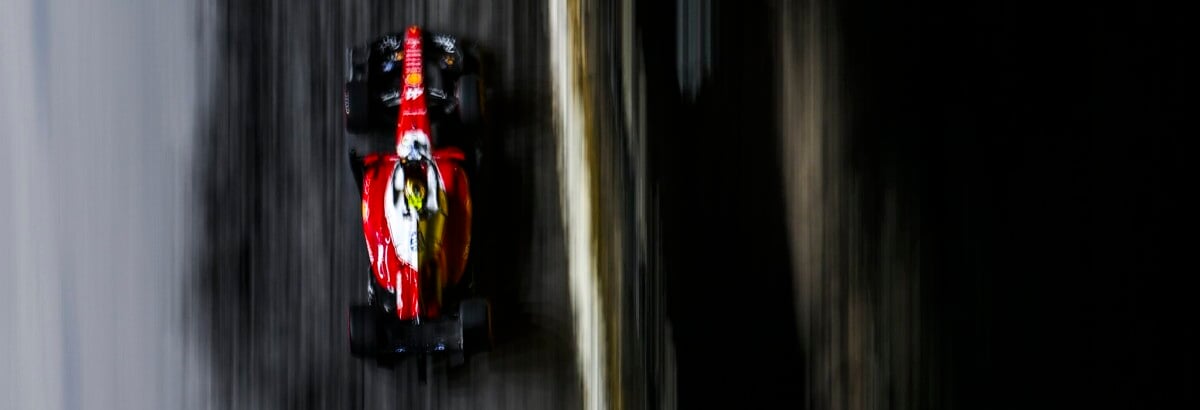 F1: Problema no rádio pode ter afetado episódio entre Hamilton e Ferrari em Singapura