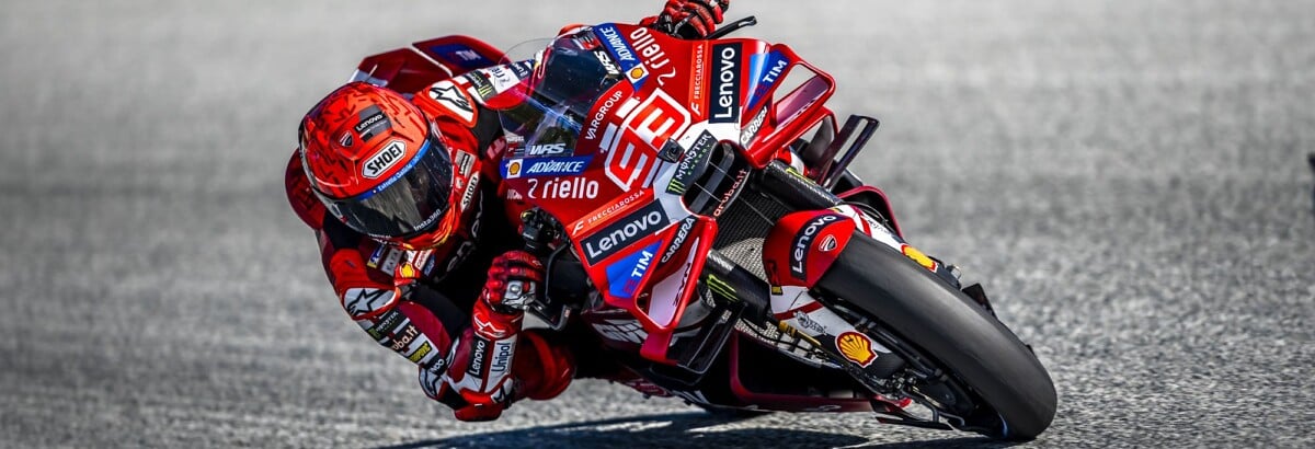 Márquez acerta volta no fim e lidera primeiro treino da MotoGP no Japão Márquez acerta volta no fim e lidera primeiro treino da MotoGP no Japão