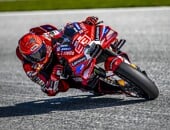 Márquez acerta volta no fim e lidera primeiro treino da MotoGP no Japão