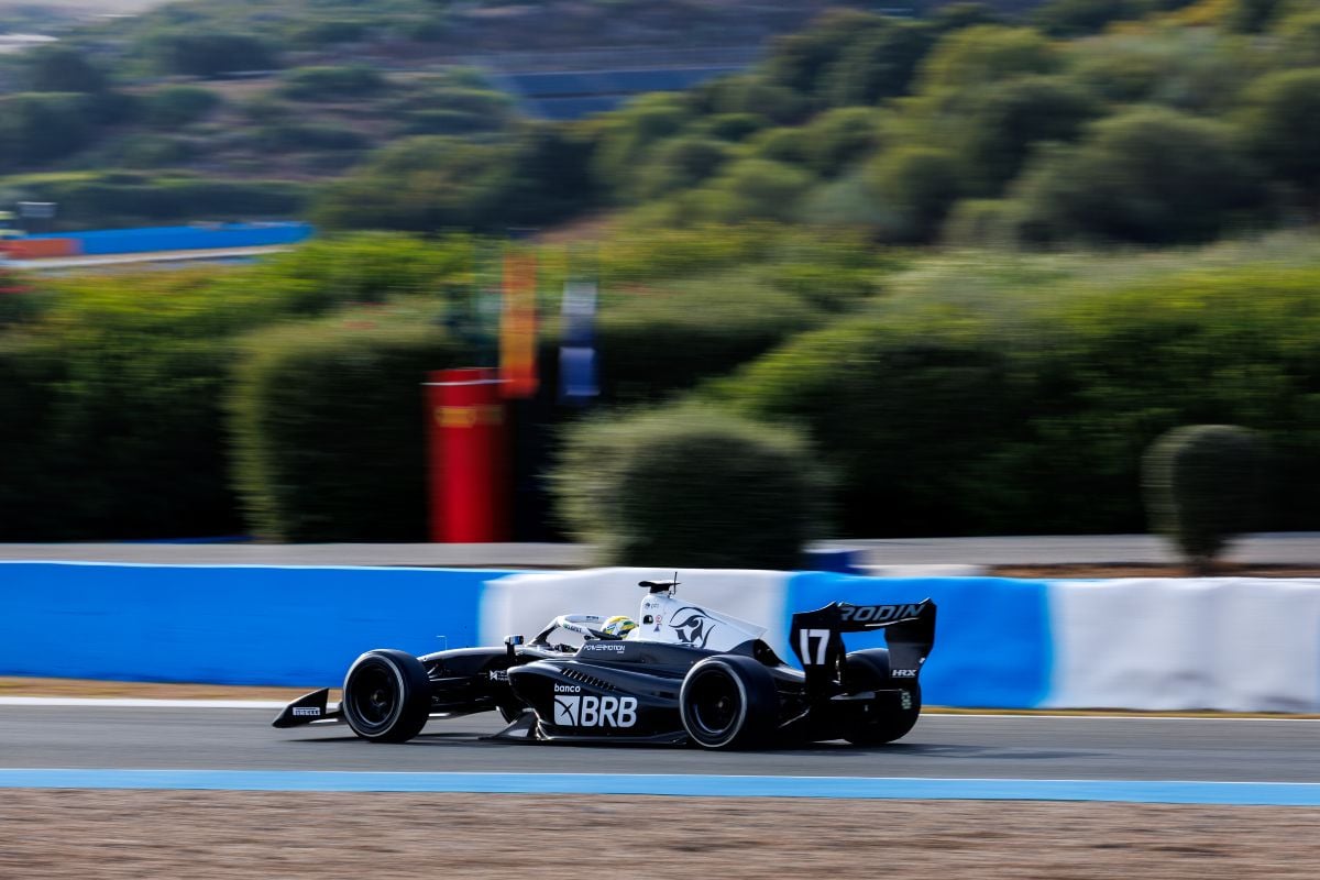 Pedro Clerot fecha testes da F3 com terceiro lugar em Jerez