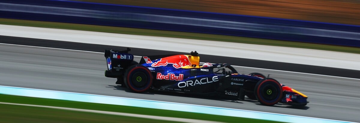 F1: Verstappen é mais rápido no primeiro treino livre do GP do Bahrein da Malásia