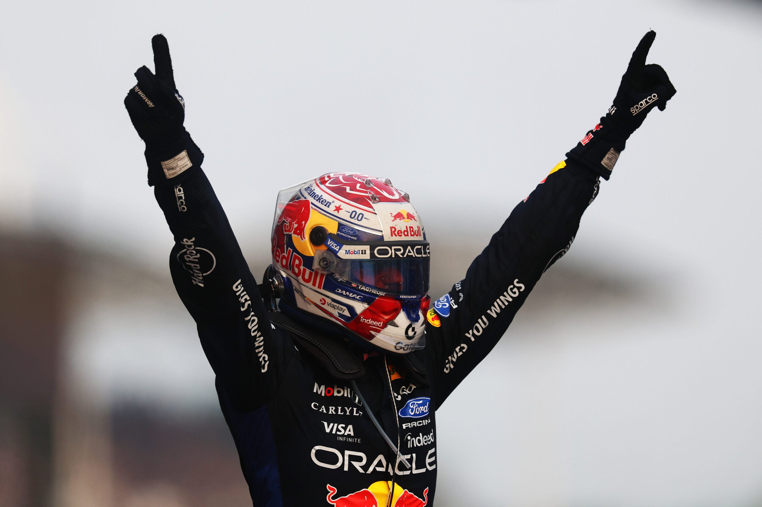 F1: Verstappen iguala marca de Schumacher com vitória no GP do Bahrein na Malásia