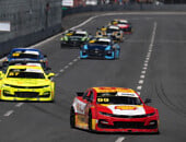 Galid Osman e Ricardo Zonta enfrentam rodada decisiva da NASCAR Brasil