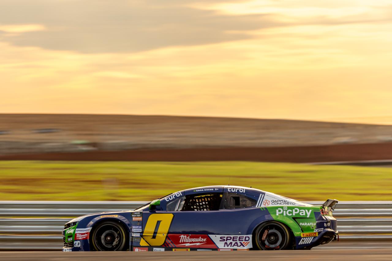 Cacá Bueno destaca inauguração do Autódromo de Chapecó com etapa da NASCAR Brasil Cacá Bueno