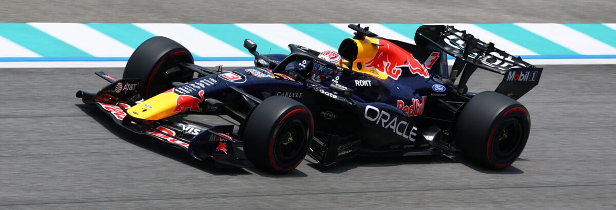F1: Red Bull Powertrains-Ford comemora primeira pole com Verstappen F1: Red Bull Powertrains-Ford comemora primeira pole com Verstappen