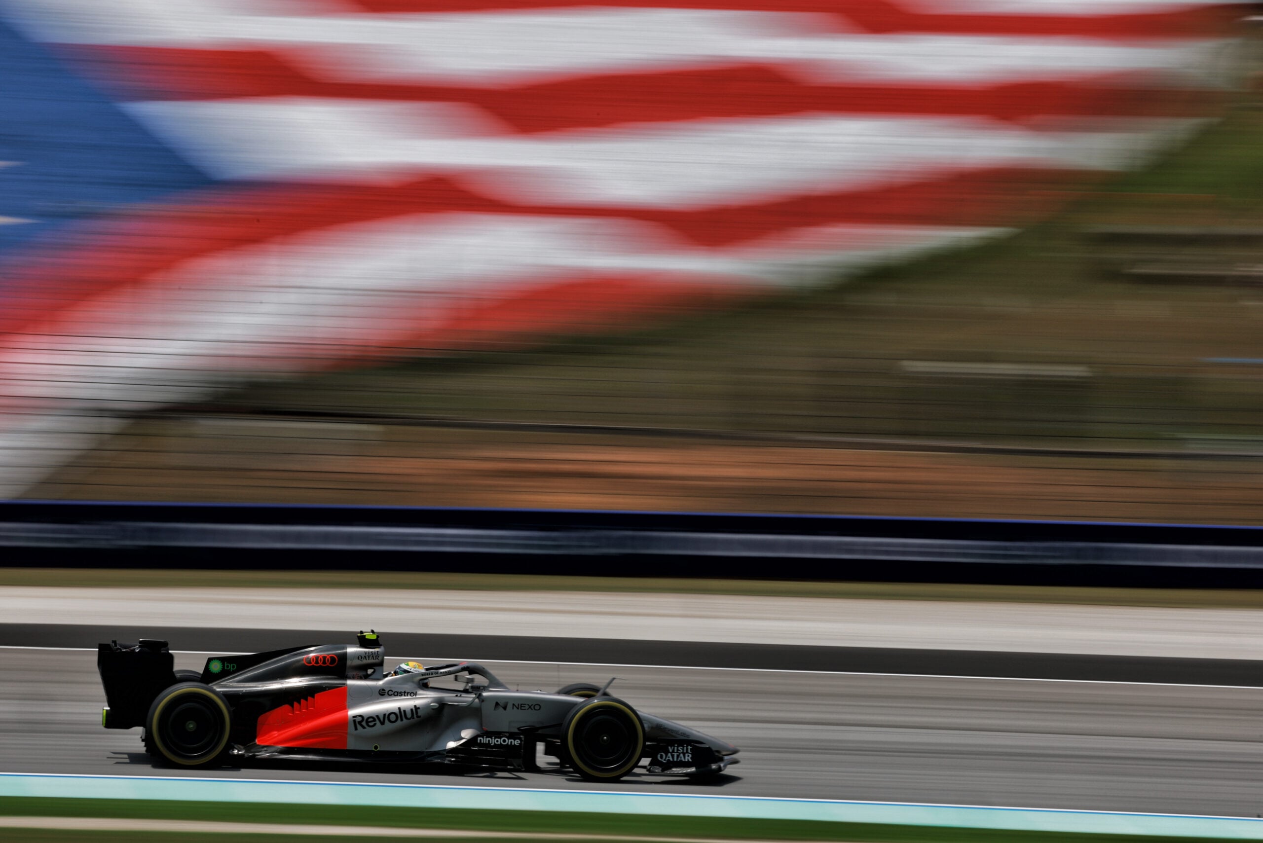 F1: Veja as melhores fotos da sexta-feira em Sepang Gabriel Bortoleto (BRA) Audi F1 Team R26.