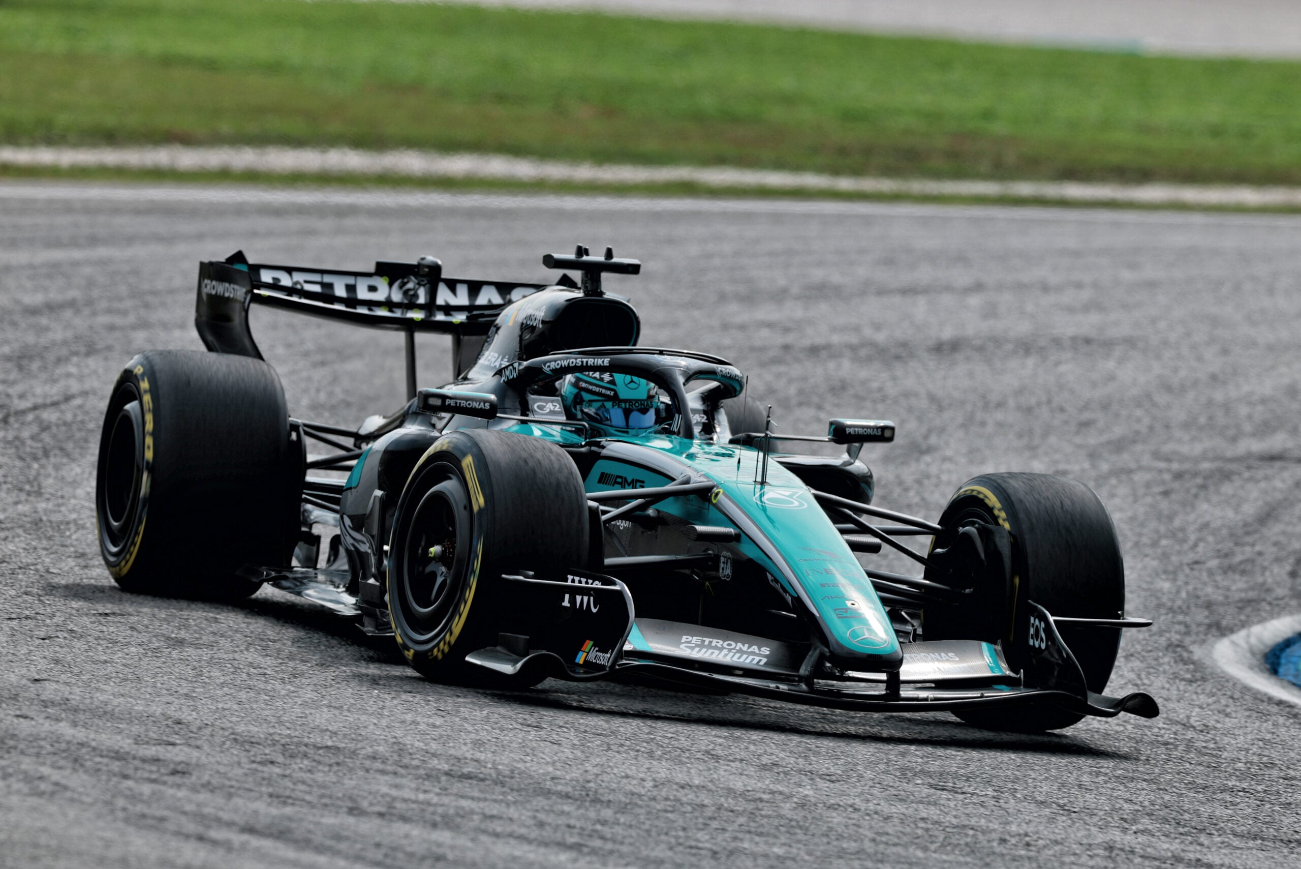 F1: Veja as melhores fotos da sexta-feira em Sepang George Russell (GBR) Mercedes AMG Formula One Team W17.