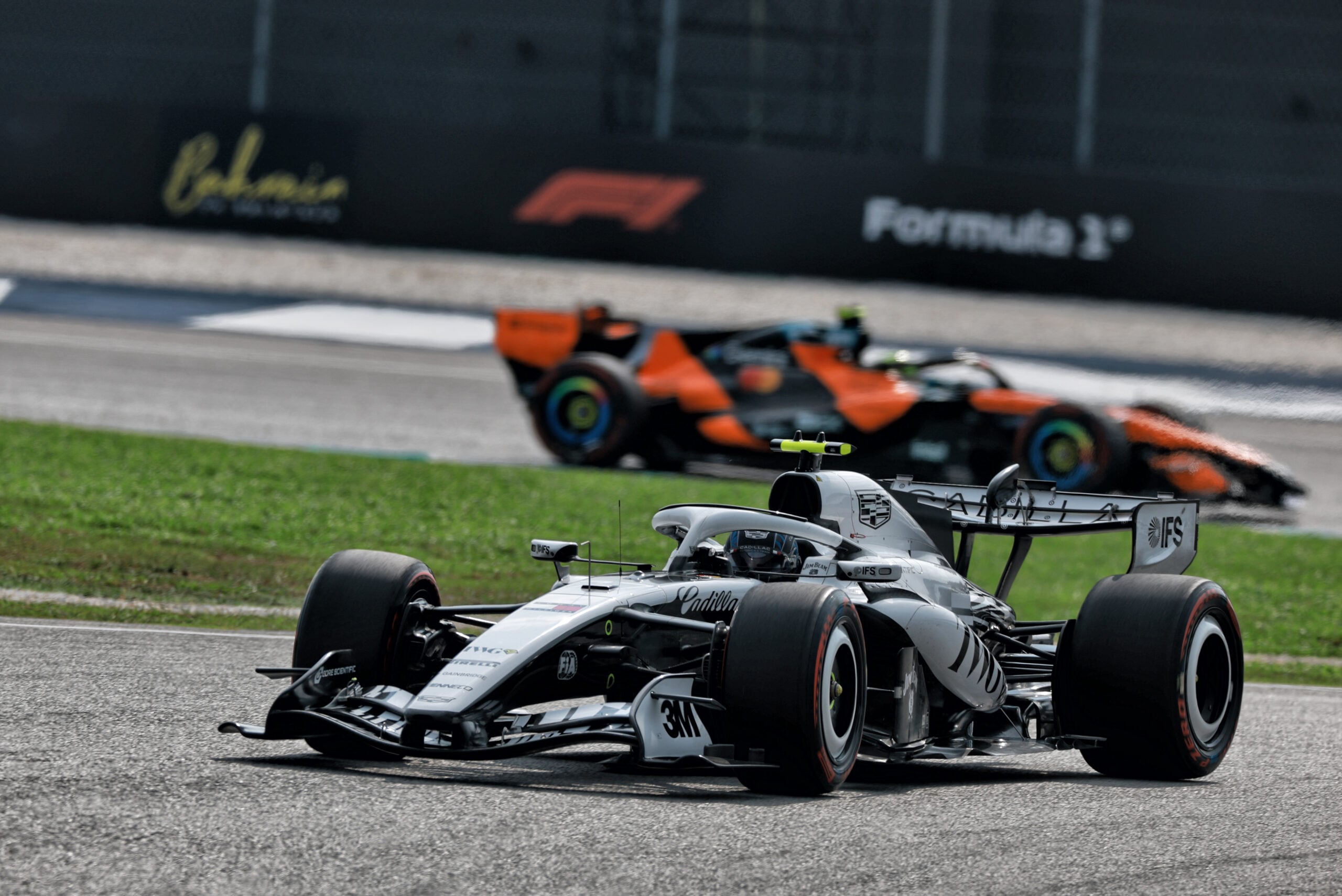 F1: Veja as melhores fotos da sexta-feira em Sepang Valtteri Bottas (FIN) Cadillac Formula 1 Team MAC-26.