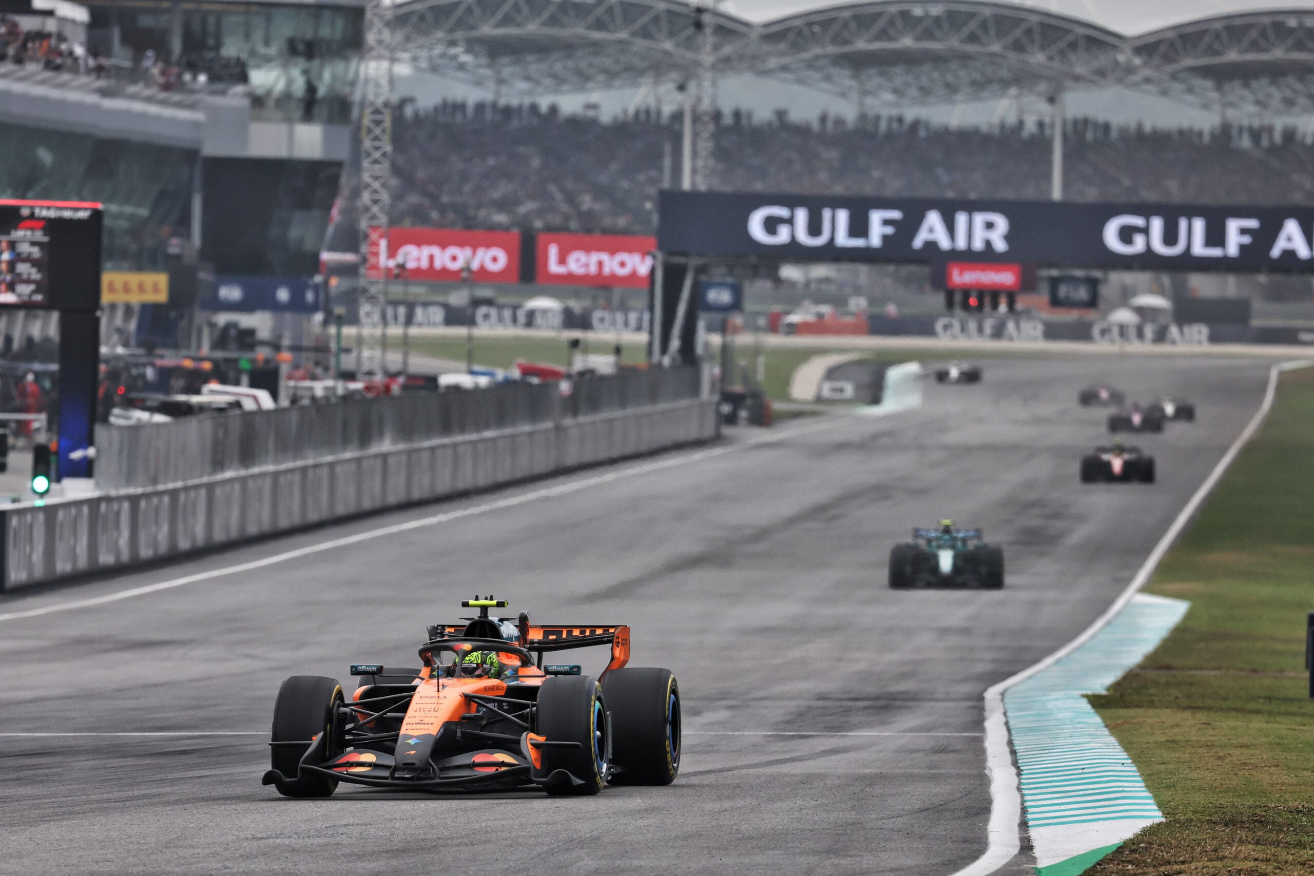 F1: Veja as melhores fotos do domingo em Sepang Lando Norris (GBR) McLaren F1 Team MCL40.