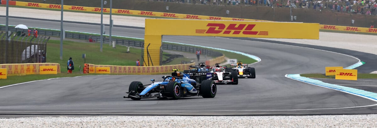 F1: FIA promete investigação após falha que deixou carros praticamente parados na Malásia F1: FIA promete investigação após falha que deixou carros praticamente parados na Malásia