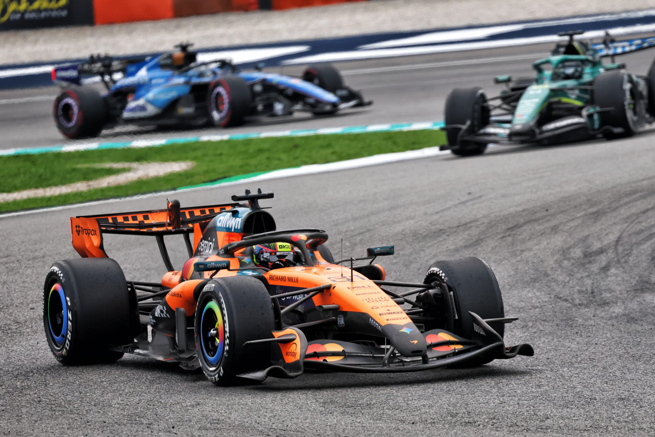 F1: Veja as melhores fotos do domingo em Sepang Oscar Piastri (AUS) McLaren F1 Team MCL40.