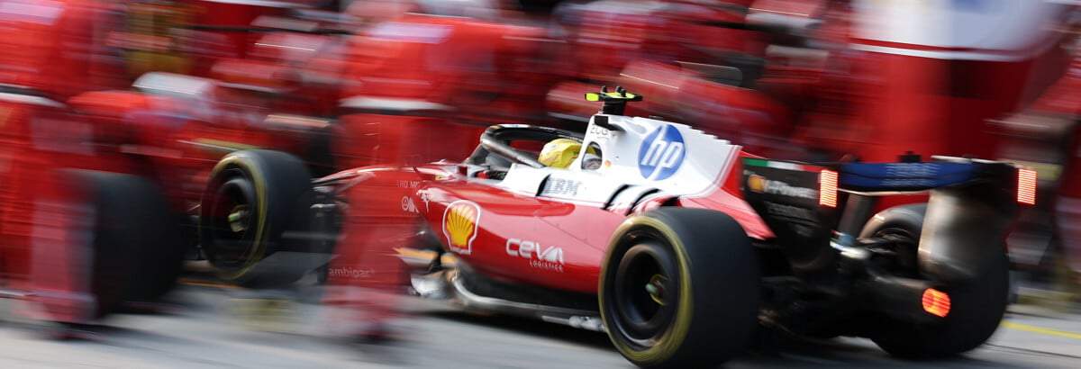 F1: Hamilton fala em corrida difícil e admite estratégia errada na largada do GP do Bahrein F1: Hamilton fala em corrida difícil e admite estratégia errada na largada do GP do Bahrein