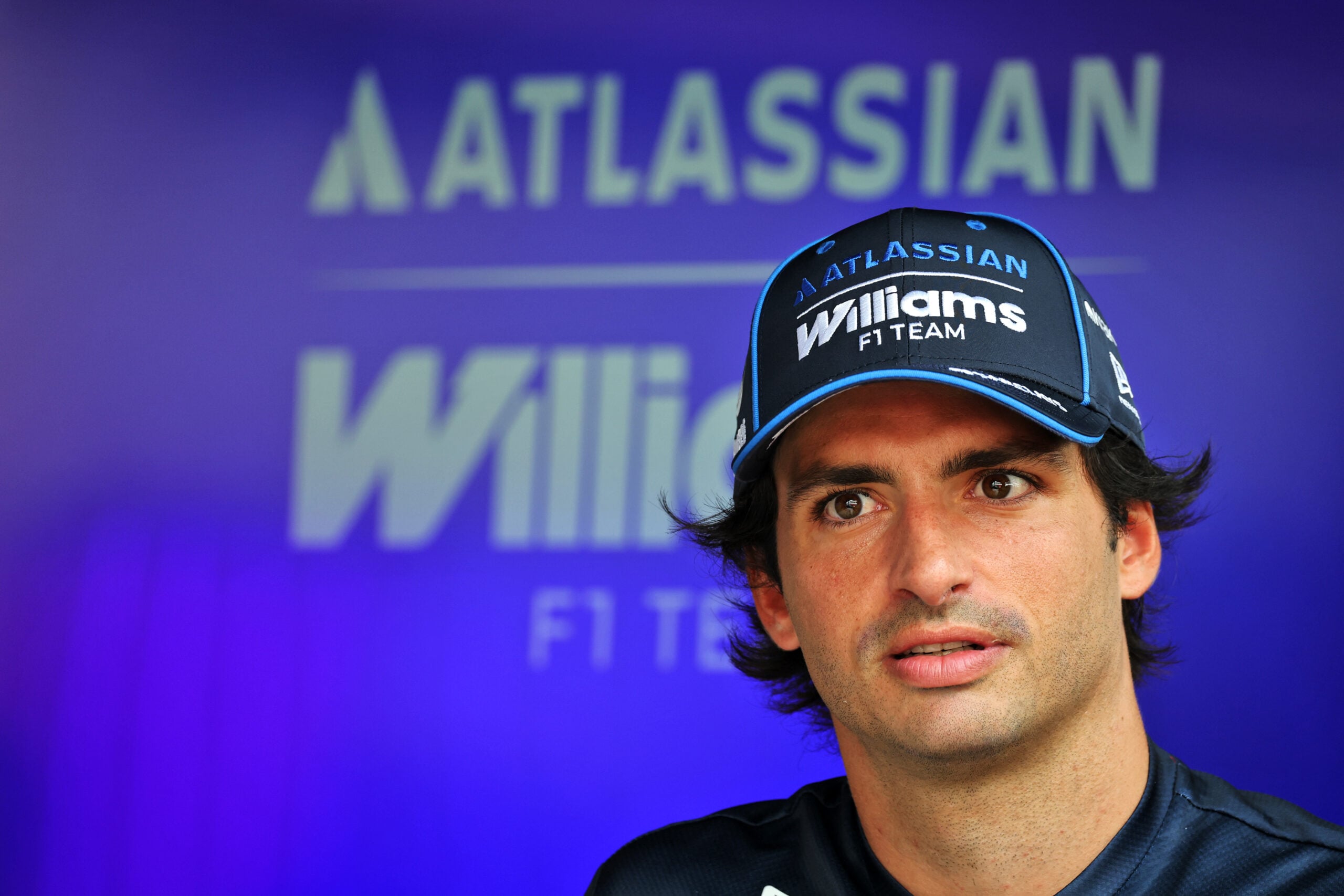 F1: Sainz demonstra preocupação com qualidade do ar em Singapura