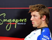 F1: Lawson questiona decisão de fiscais não punirem Norris por batida na Sprint em Singapura