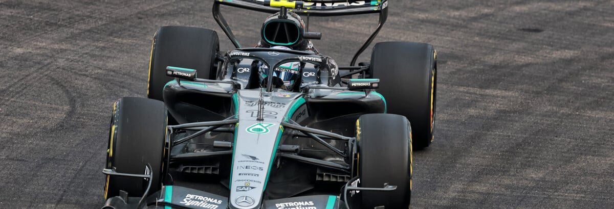 F1: Mercedes adia atualização do motor para depois do GP dos Estados Unidos F1: Mercedes adia atualização do motor para depois do GP dos Estados Unidos