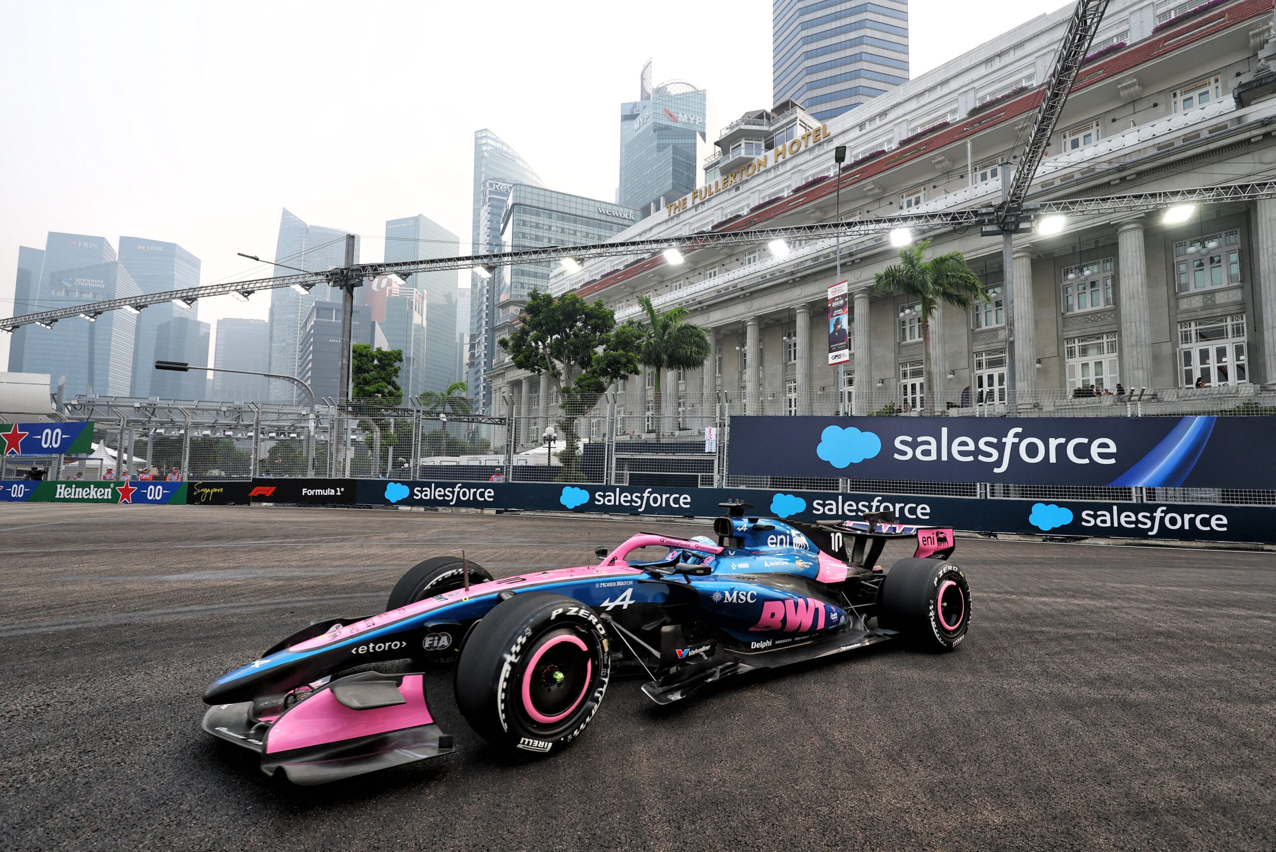 F1: Gasly fala em disputa acirrada na frente e critica diferença para demais equipes