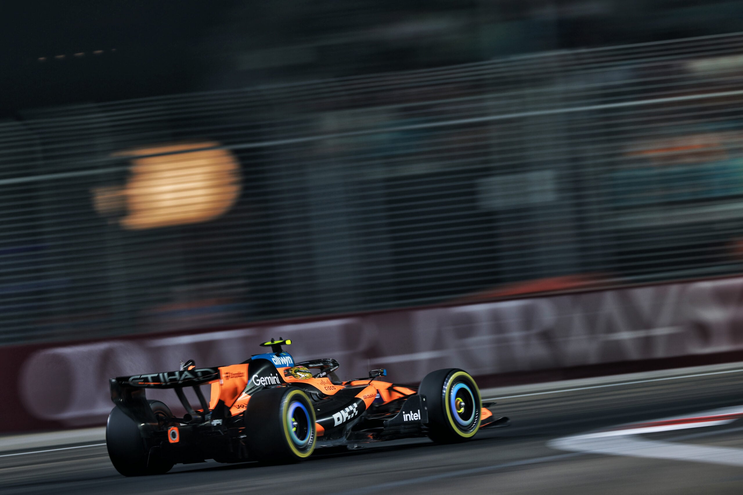 F1: McLaren mostra satisfação com classificação Sprint, mas vê equilíbrio do grid em Singapura Lando Norris (GBR) McLaren F1 Team MCL40.