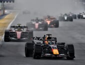 F1: Verstappen mira feito inédito, mas Ferrari ameaça em Singapura
