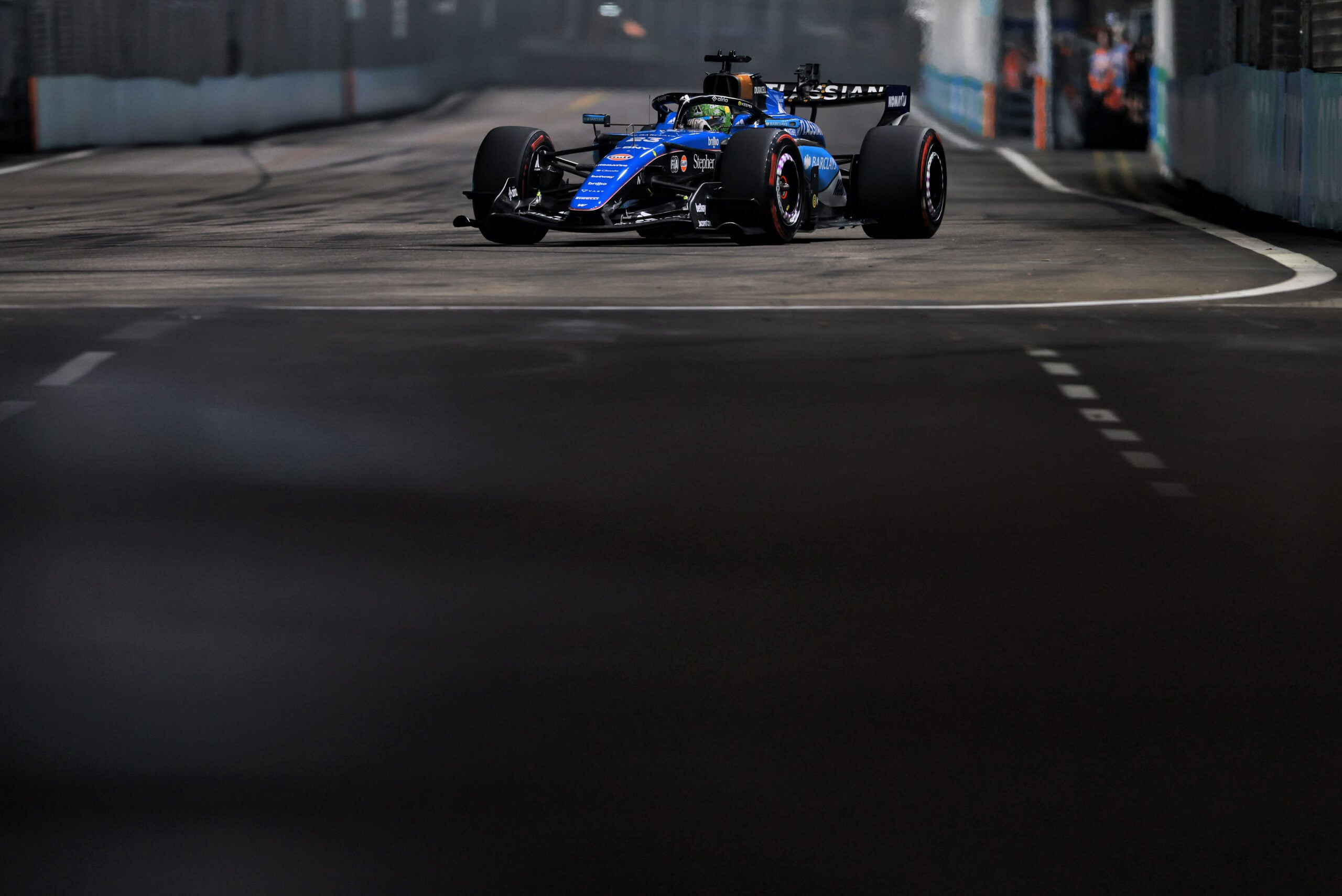 Alexander Albon (THA) Williams F1 Team FW48.