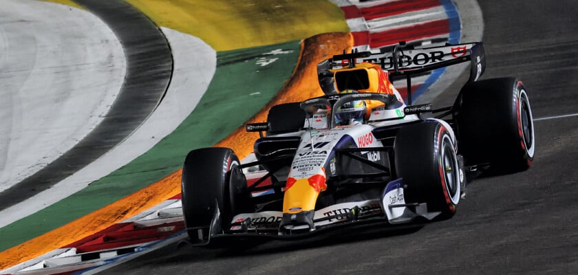F1: Racing Bulls comemora top-10 no grid de largada em Singapura