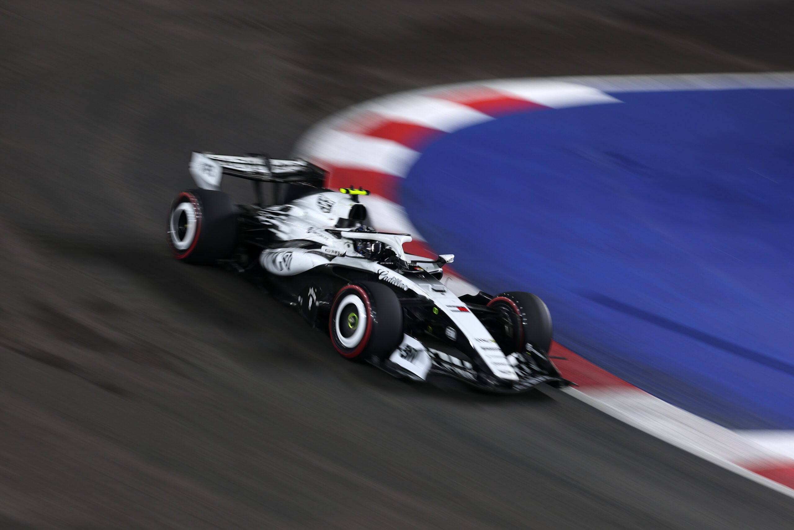 F1: Cadillac ainda vê "diferença muito grande" para adversárias após classificação em Singapura Valtteri Bottas (FIN) Cadillac Formula 1 Team MAC-26.