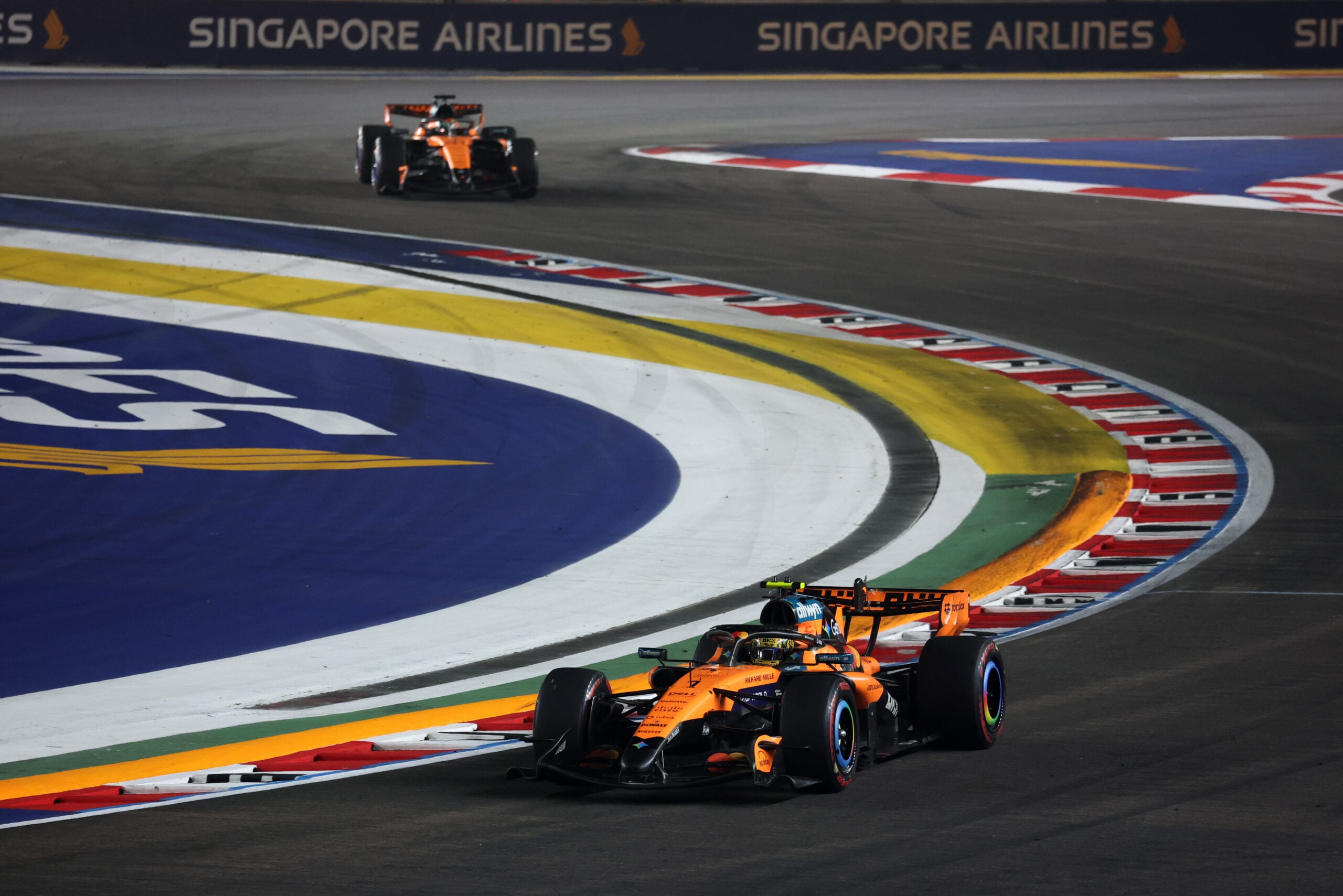 F1: Norris revela uso de remédios para lidar com solavancos em Austin Lando Norris (GBR) McLaren F1 Team MCL40.