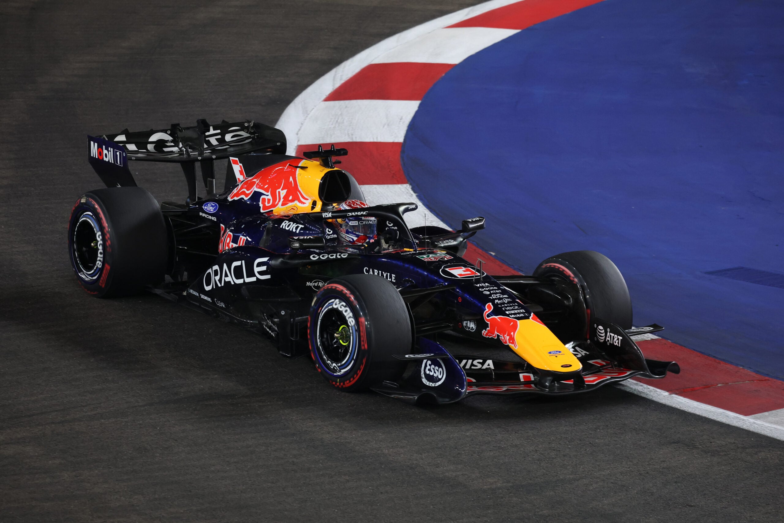 F1: Verstappen ainda pode ser campeão, mas depende de cenário extremo Max Verstappen (NLD) Red Bull Racing RB22.